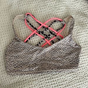 Lululemon bra.